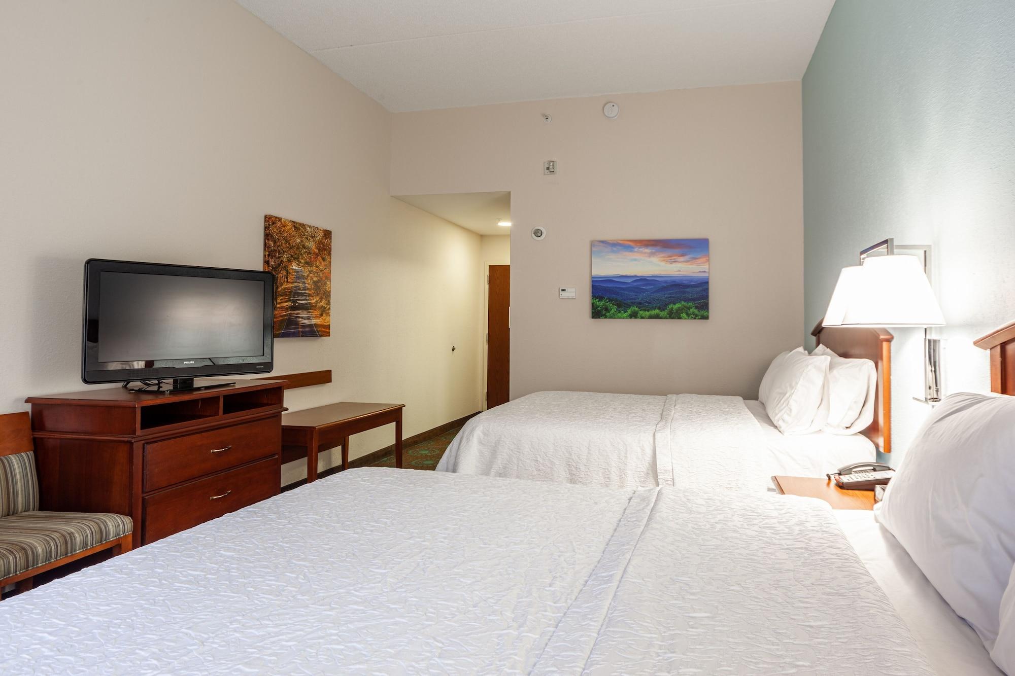 Hampton Inn פרונט רויאל מראה חיצוני תמונה