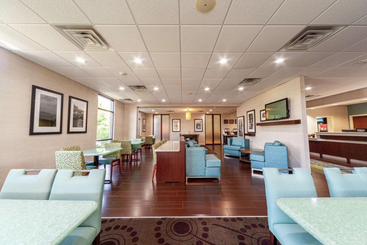 Hampton Inn פרונט רויאל מראה חיצוני תמונה